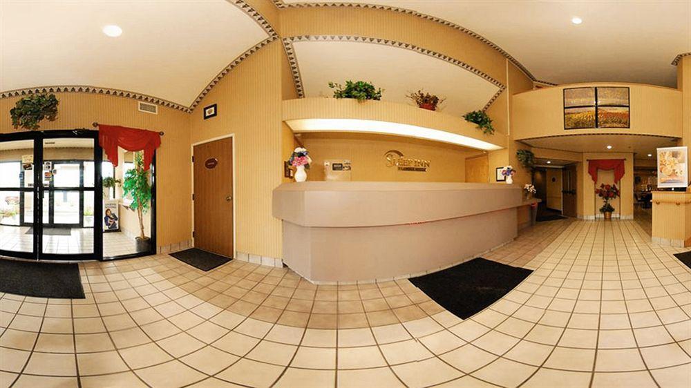 Baymont Inn & Suites By Wyndham Mukwonago Esterno foto